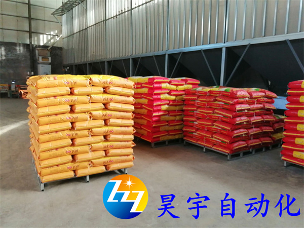 ???????碼垛機(jī)對比人工如何選擇？